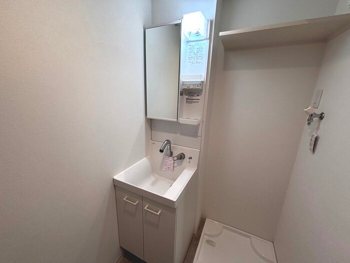 物件内観写真13　(洗面)