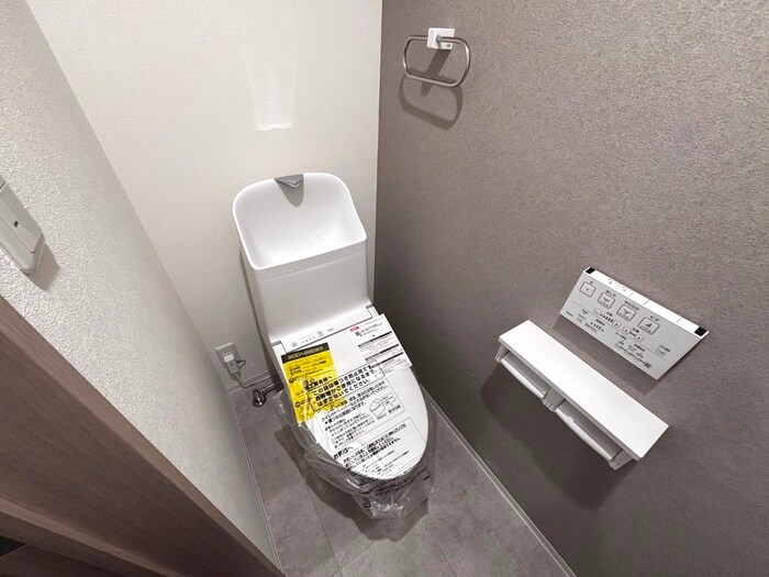 物件内観写真14　(トイレ)