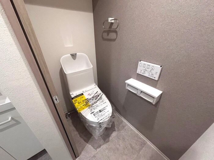 物件内観写真15　(トイレ)