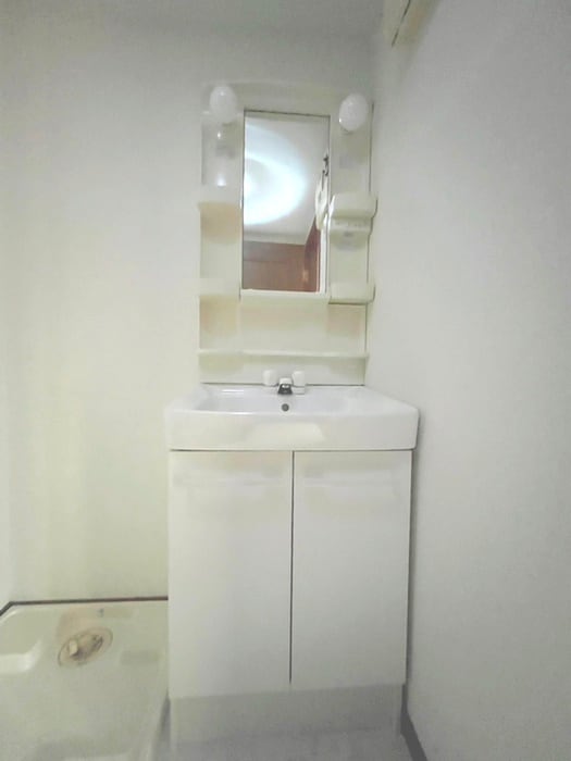 物件内観写真13　(洗面)