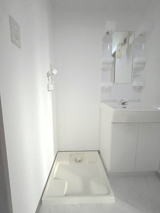 物件内観写真19　(洗濯機置場)