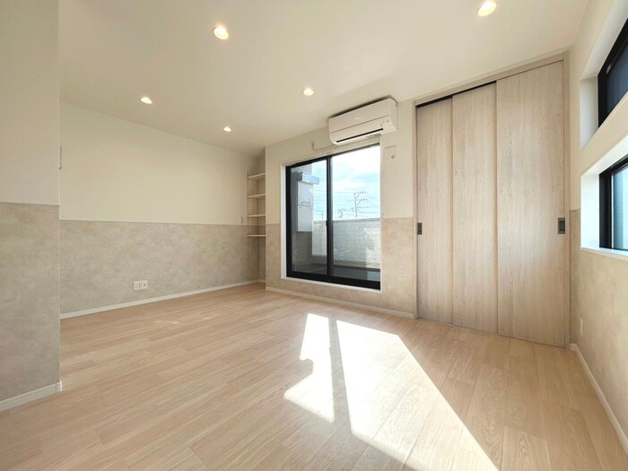 物件内観写真7　(居室)