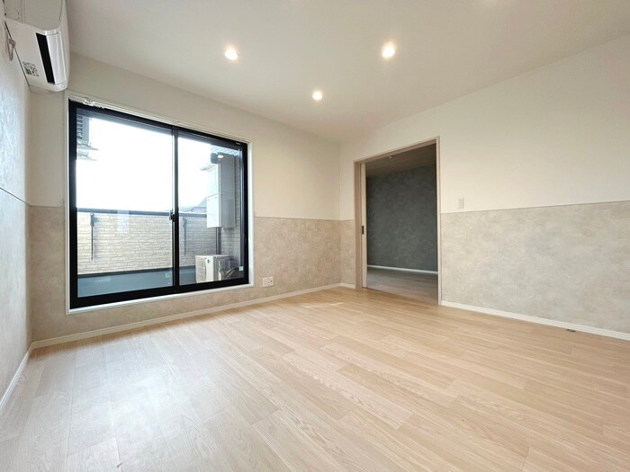 物件内観写真9　(居室)