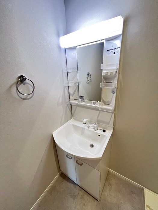 物件内観写真13　(洗面)