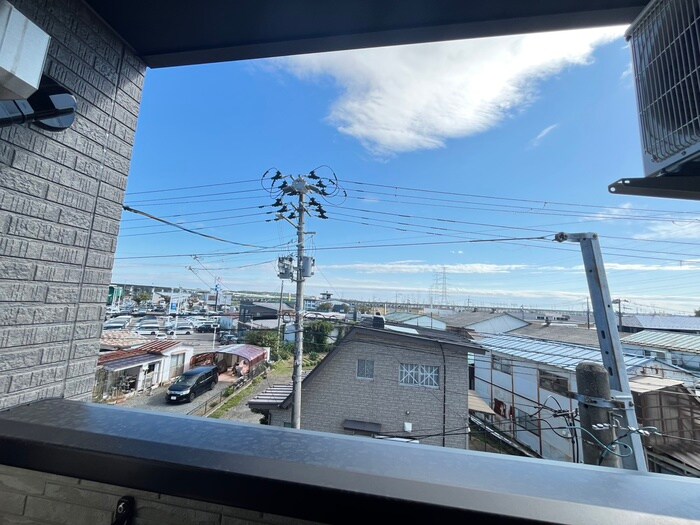 物件内観写真16　(室内からの展望)