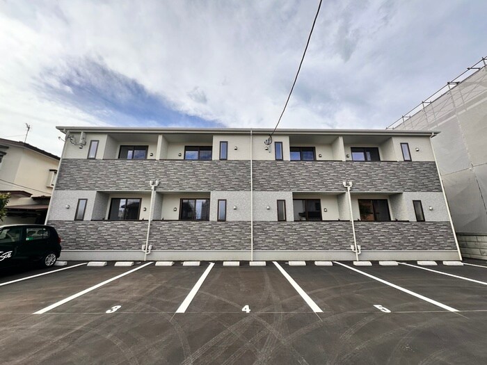 物件外観写真3　(駐輪場)