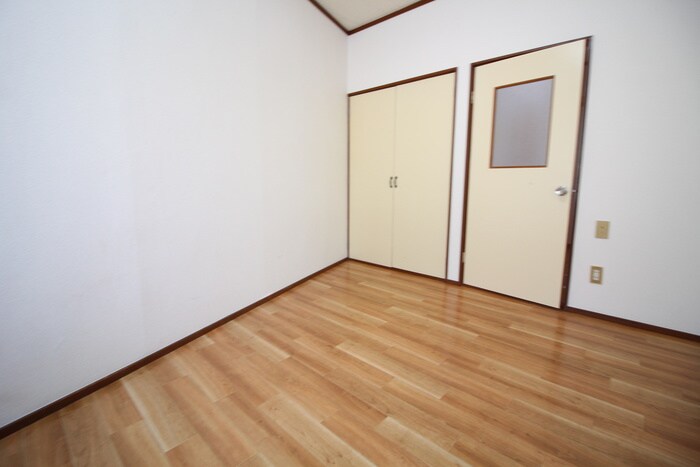 物件内観写真8　(廊下)