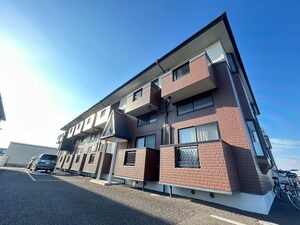 アスティオン荒井Ⅲ外観写真