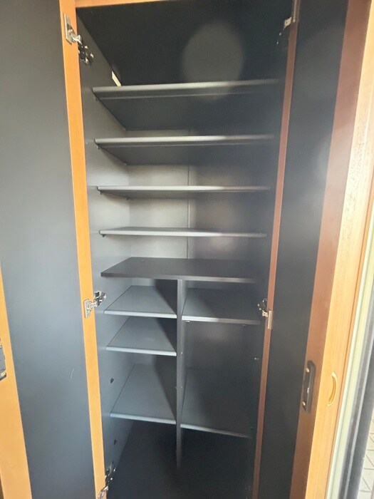 物件内観写真15　(靴箱)