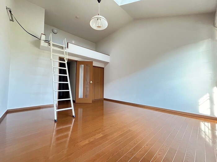 物件内観写真22　(居室)