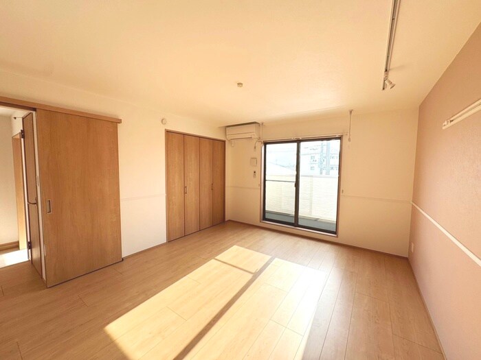 物件内観写真8　(居室)