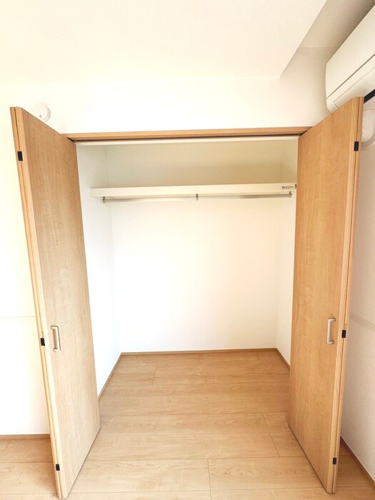 物件内観写真15　(収納)