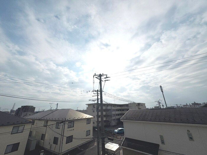 物件内観写真16　(室内からの展望)