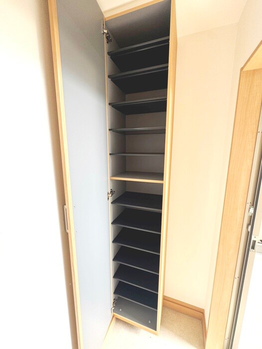 物件内観写真18　(靴箱)