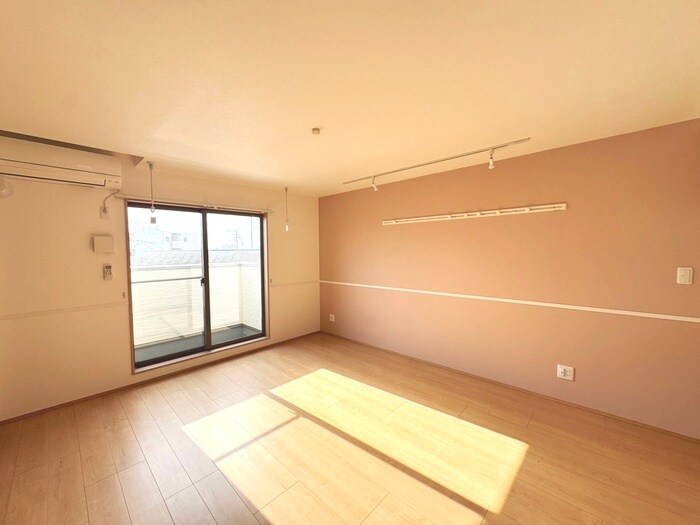 物件内観写真21　(居室)