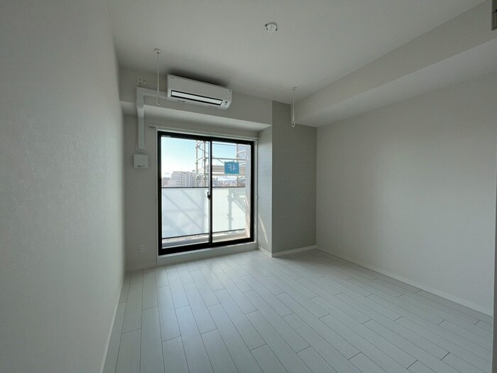 物件内観写真4　(居室)