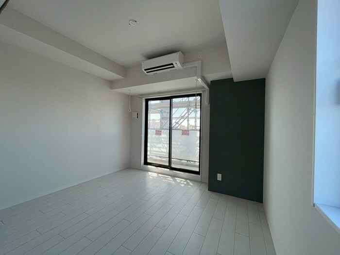 物件内観写真4　(居室)