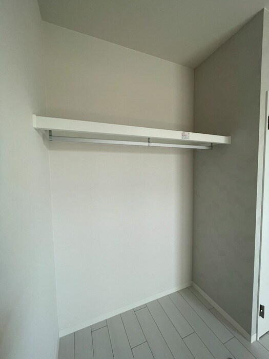 物件内観写真5　(収納)