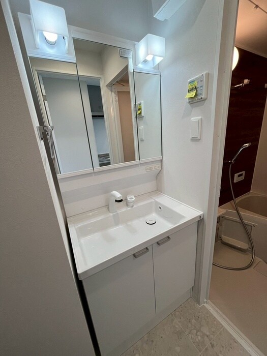 物件内観写真10　(洗面)