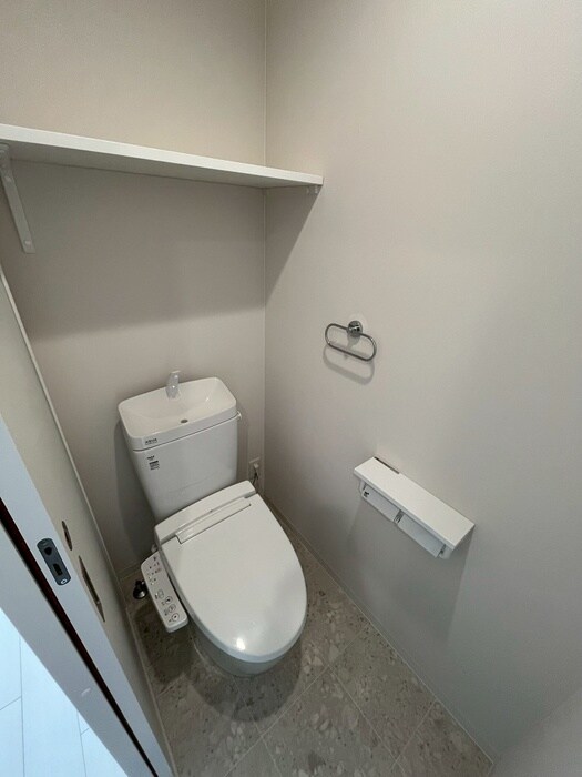 物件内観写真11　(トイレ)