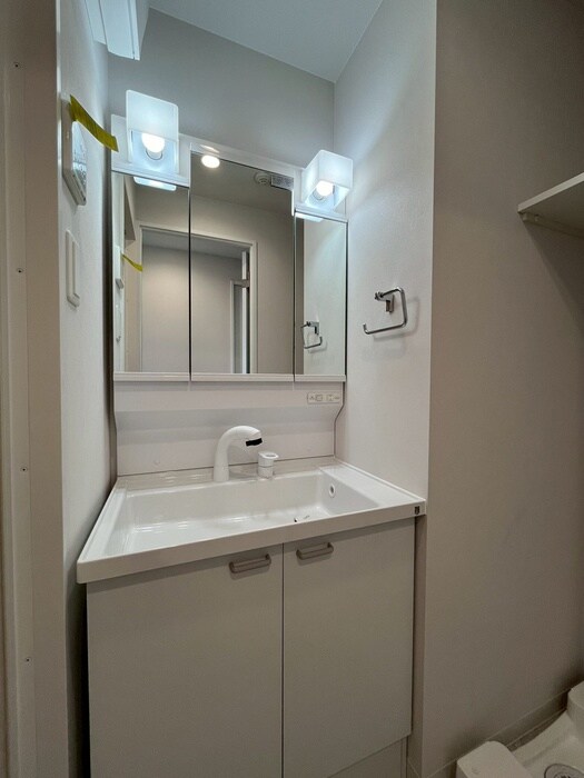 物件内観写真11　(洗面)