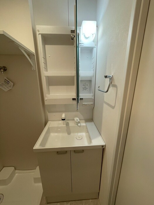 物件内観写真8　(洗面)