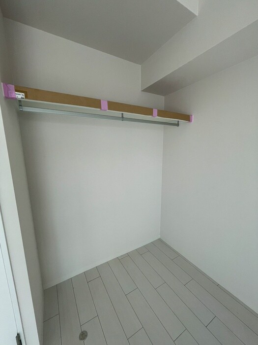 物件内観写真10　(収納)