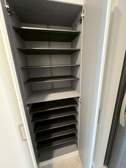 物件内観写真15　(靴箱)