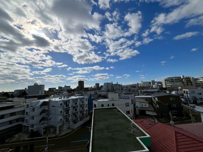 物件内観写真18　(室内からの展望)