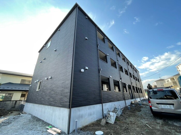 物件外観写真2　(外観写真)