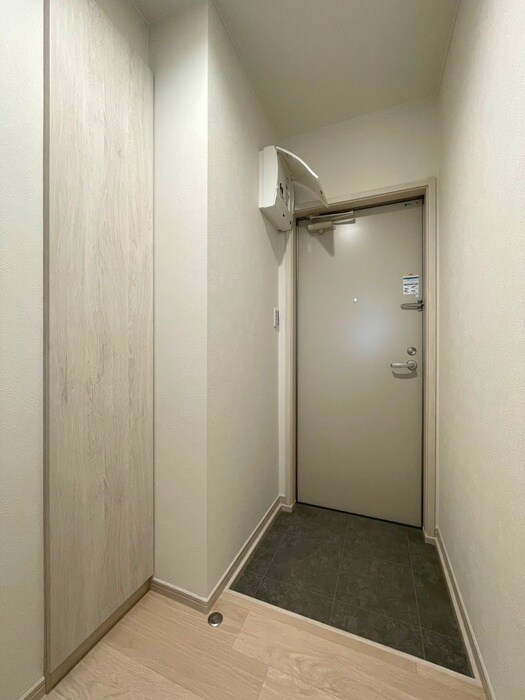 物件内観写真16　(玄関)