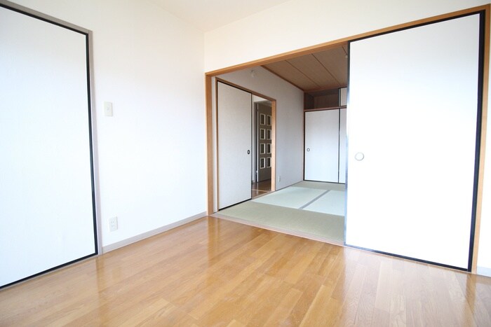 物件内観写真9　(居室)