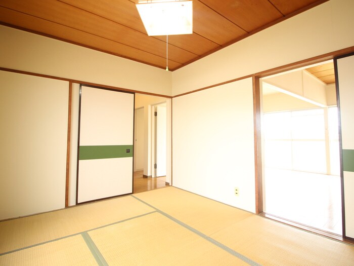 物件内観写真11　(居室)