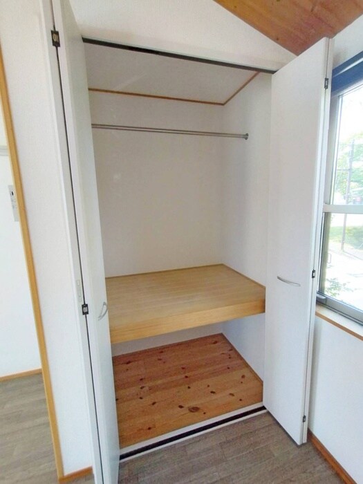 物件内観写真13　(収納)