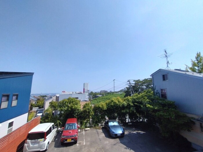 物件内観写真15　(室内からの展望)