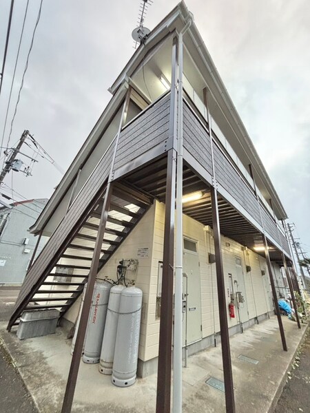 ハイツシャルマン外観写真