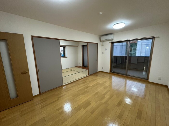 物件内観写真7　(居室)