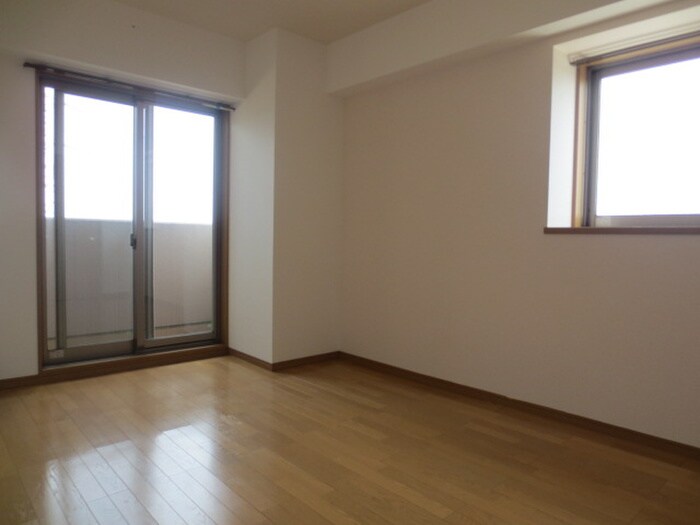 物件内観写真12　(居室)