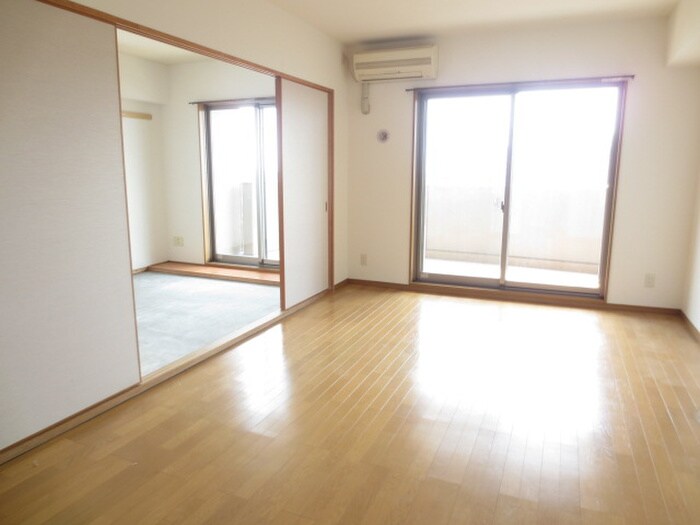 物件内観写真16　(居室)