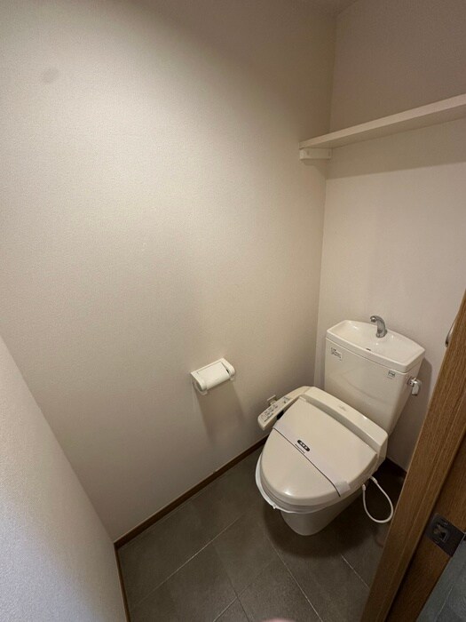 物件内観写真16　(トイレ)