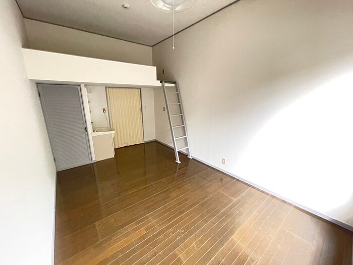 物件内観写真7　(居室)