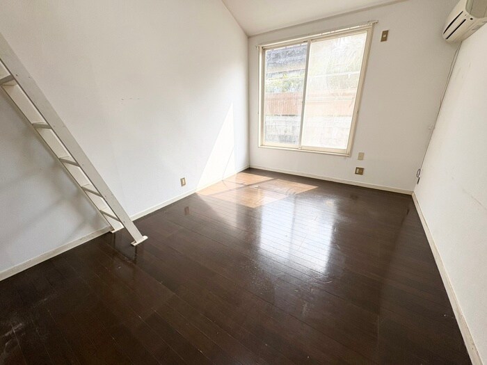 物件内観写真10　(居室)