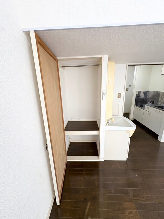 物件内観写真11　(収納)