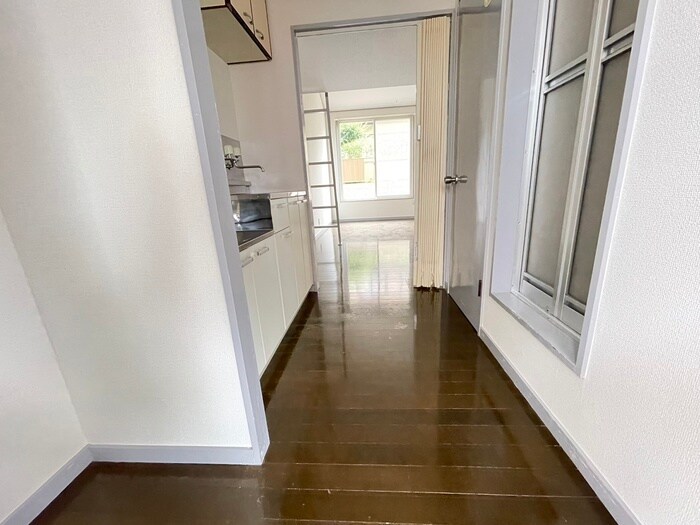 物件内観写真20　(廊下)