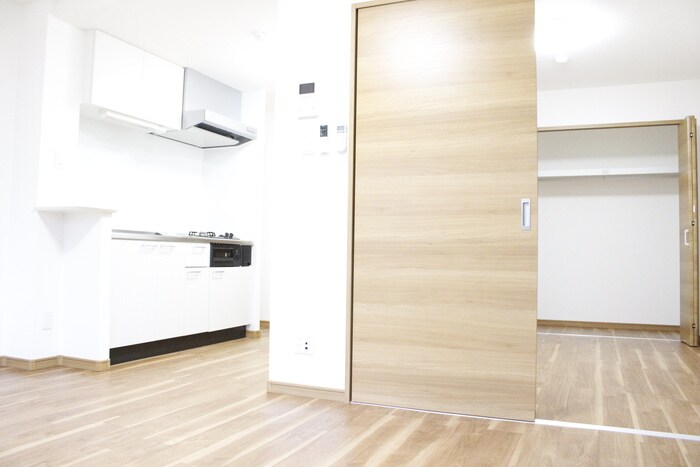 物件内観写真7　(居室)