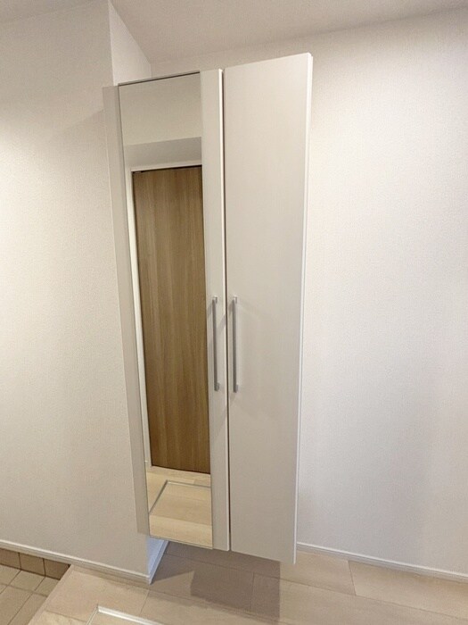 物件内観写真15　(靴箱)