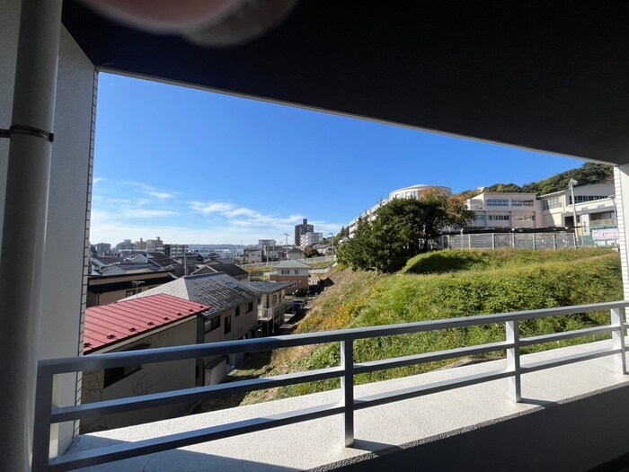 物件内観写真22　(室内からの展望)