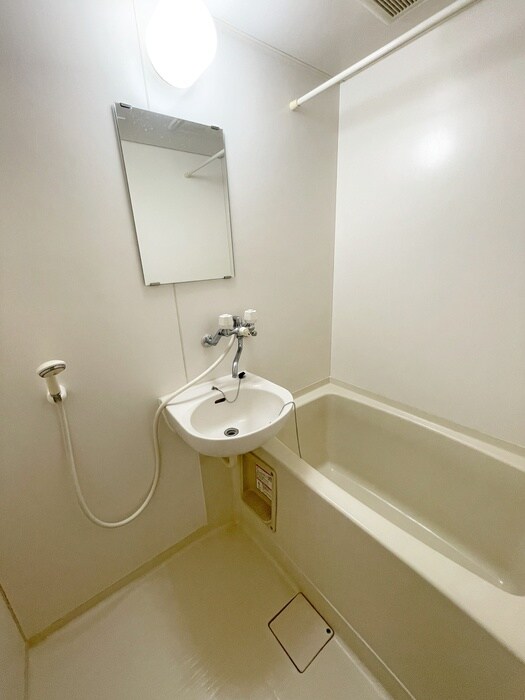 物件内観写真9　(バス／シャワールーム等)