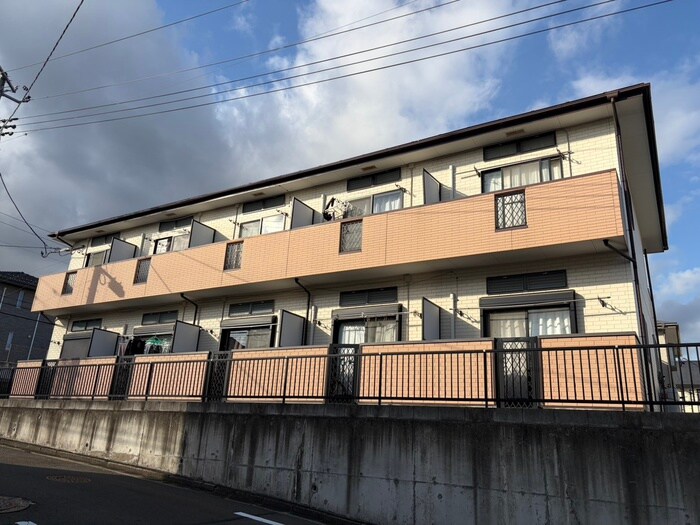 物件外観写真5　(外観写真)