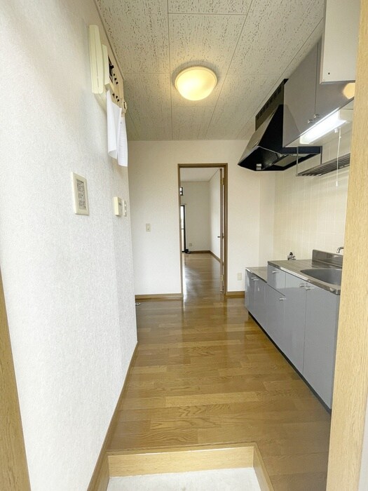 物件内観写真19　(廊下)